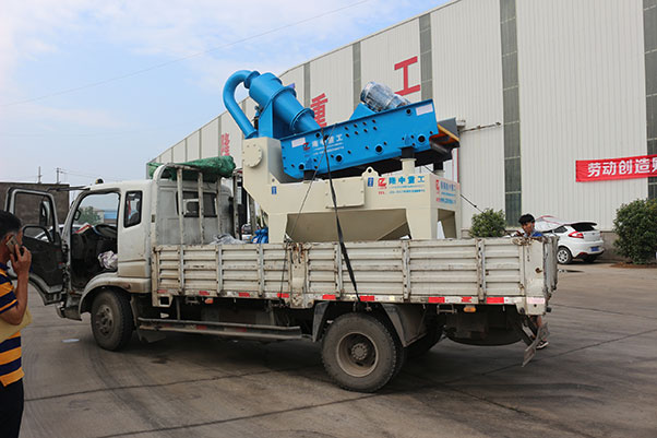 �Vɽɰ������Q������(x��)ɳ���ՙC(j��)����̖�����칤ˇ